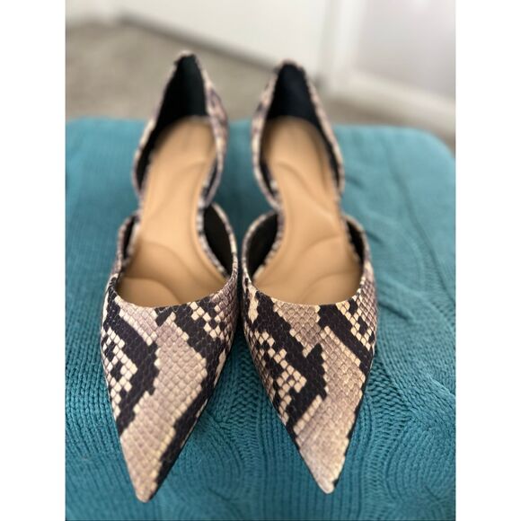 Gianni Bini Sophia d'Orsay pumps, snakeskin print - Picture 2 of 5